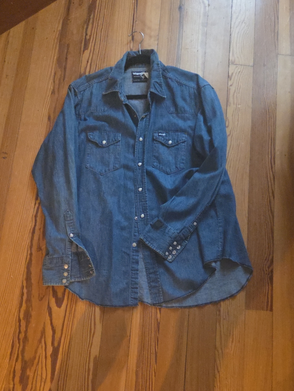 Vintage SNAP tall Wrangler Dark Blue Denim Western Shirt